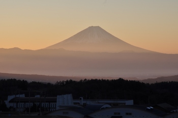 黎明の富士山.jpg